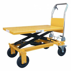 Rough Terrain 200kg Scissor Lift with Hydraulic Foot Lift 