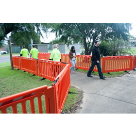 Crowd-Q Portable Event Fence